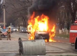 В Армавире из-за короткого замыкания сгорела маршрутка