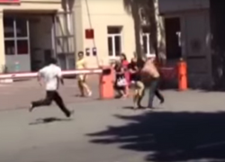  В центре Сочи мужчины устроили массовую драку