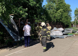 В Краснодаре 12 детей пострадали из-за падения крыши в школе