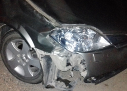 Женщина попала под колеса иномарки, выскочив на дорогу в сумерках на Кубани