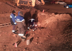 Рабочий на тракторе оставил почти 80 тысяч жителей Ейска без газа и тепла 