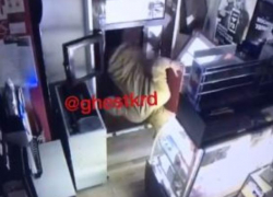 Краснодарские ларьки под угрозой: грабители снова обокрали DIM COFFEE 