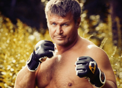 Голливудский актер Олег Тактаров проведет зарядку в Краснодаре