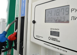  Заправщики на Кубани сильнее всего дурят водителей и не доливают бензин 