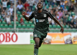 Полузащитника «Краснодара» Эбуэ Куасси продали «Селтику» 