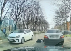 Женщина за рулем сбила двух школьников в Краснодарском крае: видео