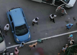 В Новороссийске девочка-подросток разбилась, выпав из окна высотки