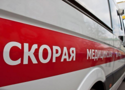 В Краснодаре из окна многоэтажки выпала 15-летняя школьница