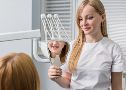 В Новый 2019 год с красивыми зубами и здоровым телом