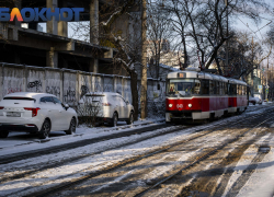 В Краснодаре объяснили сбои в работе трамваев поломкой, ДТП и спором вагоновожатых