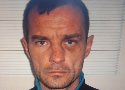 В Краснодарском крае убийцу пенсионерки объявили в розыск 