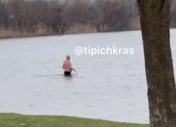 Купальный сезон «открыли» в Краснодаре