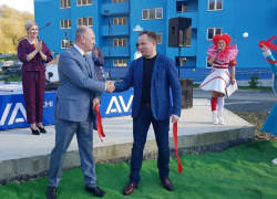 Кубанский застройщик вручил ключи жителям ЖК «Министерские озера» 