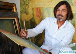 Никас Сафронов пообещал открыть в Армавире персональную выставку