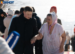 «Вода в этом году теплее»: о чем говорят краснодарцы после омовения в крещенской купели  