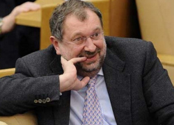 «Посадить на 5 лет и взыскать 100 миллионов евро»: так хотят наказать депутата, выбранного по Адыгейскому округу