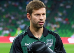  Нападающему «Краснодара» Смолову предъявили претензии за два гола «Ростову» 