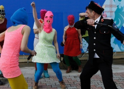 Участницы Pussy Riot пожаловались на кубанских казаков в Страсбургский суд 