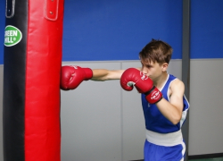 Власти Краснодара открыли школу, чтобы научить детей драться