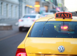 В Краснодаре похититель игровой приставки и робота-пылесоса увез украденное добро на такси