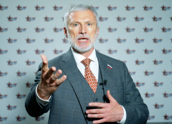 «Снимали наших кандидатов и целые списки»: лидер партии «РОДИНА» Алексей Журавлев о выборах