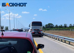 Заторы в 13 км парализовали движение на Восточном обходе Краснодара