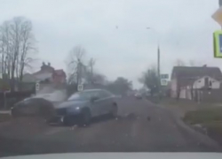 "Шансов у "Х6" не было": в Краснодаре авария с немецким авто попала на видео