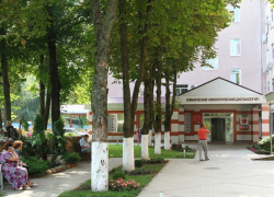 Уникальную операцию на гортани пациенту с 4 стадией рака провели в Краснодаре