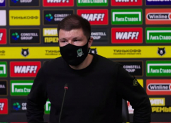 «Думаете, я спокойно сижу и держусь за свое место?» - тренер ФК «Краснодар» Мурад Мусаев подал в отставку после крупного поражения «Ахмату»