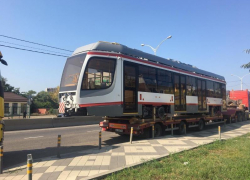 Еще два новых трамвая доставили в Краснодар 