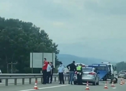 В Краснодарском крае иномарка протаранила автомобиль полиции