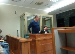 Аплодисментами встретили обманутые дольщики продление ареста сыну депутата из Краснодарского края