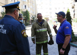 В Краснодар прибыл замминистра МЧС России Илья Денисов из-за крупного ночного пожара  