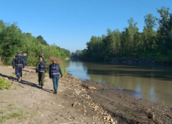 В Апшеронске нашли тело одного из унесенных горной рекой братьев