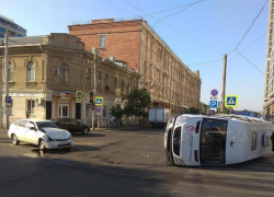 Микроавтобус «Службы крови» протаранили в Краснодаре