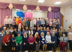 Активисток Краснодара поздравил с 8 Марта депутат Гордумы