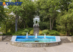 Краснодарцев призвали отказаться от прогулок в парках во время обработки от клещей и комаров