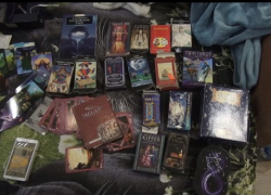 Гадалка выманила у краснодарки миллион рублей и потребовала продать квартиру