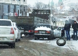 В Краснодаре из-за снегопада произошло ДТП 