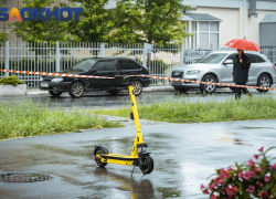 В Краснодаре завели уголовное дело после ДТП со школьницами на самокате