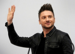 ﻿Лазарев отшил журналистку на «Новой волне» в Сочи