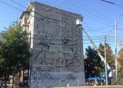 «Весенние» звери украсят фасад здания в Краснодаре