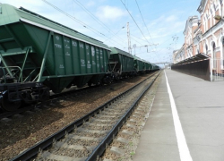 На Кубани от удара током на крыше зерновоза погиб мужчина