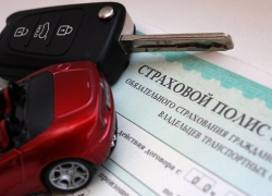 Житель Ейска устроил спектакль для страховщиков и обдурил их на четверть миллиона