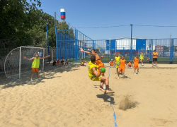 Победителей первенства по пляжному гандболу определили в Краснодарском крае
