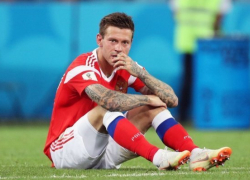  Тренер сборной России заступился за нападающего «Краснодара» Смолова 