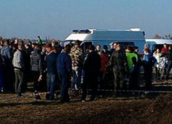 На Кубани во время гонок мотоблок влетел в толпу