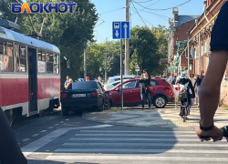 В Краснодаре из-за неполадок и ДТП остановились трамваи