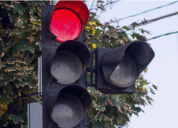 В Краснодаре на 6 часов отключат светофоры