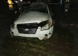 На Кубани в ДТП с перевернувшимся авто один человек погиб и трое пострадали 